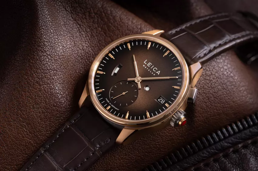 Leica heeft het ZM 1 Gold Limited Edition horloge onthuld met een 18-karaats gouden kast en alligator band voor $28.000