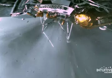 Het Odysseus-ruimteschip werd beschadigd op het ...