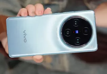 Gebogen scherm, ZEISS quad-camera en 120W ...