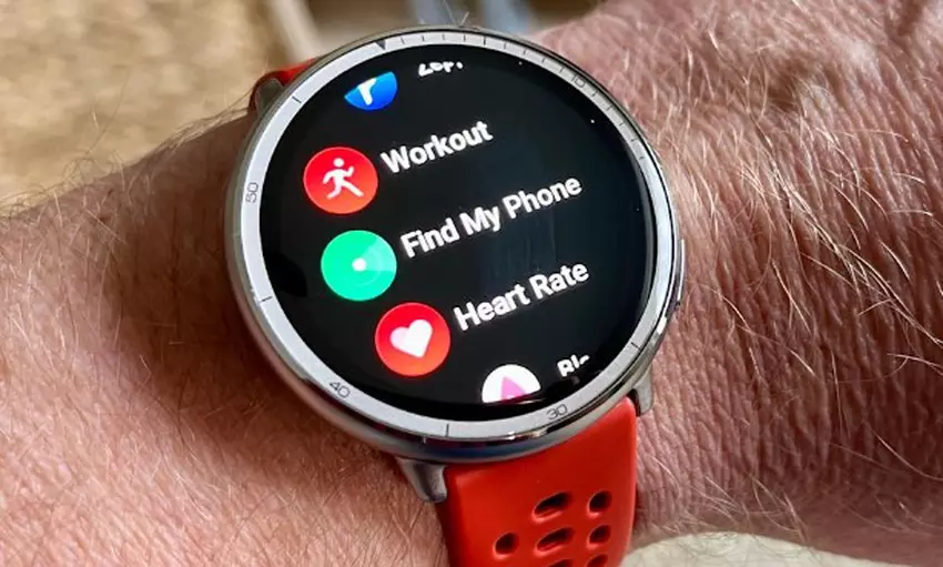 Versa 4 vs Active 2 vergelijking