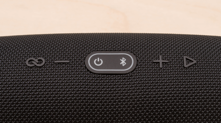 JBL Charge 5 Portable speaker met bass boost