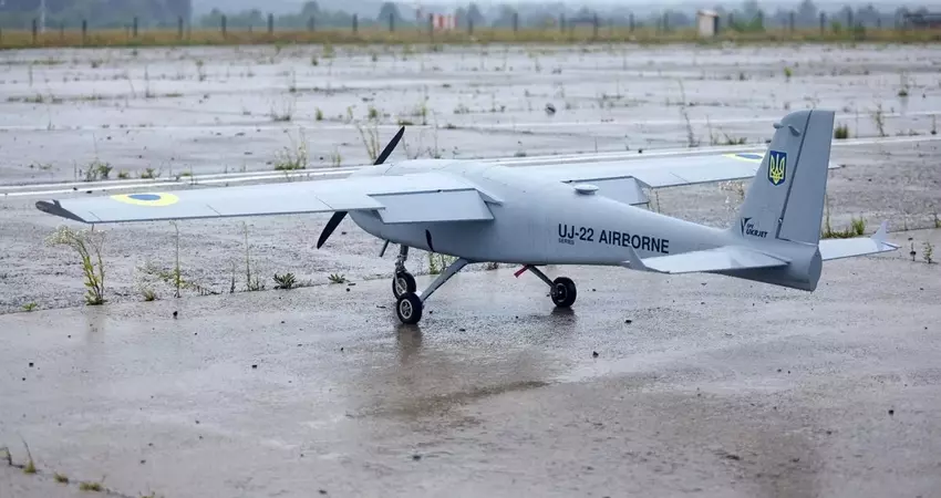 Oekraïense UJ-22 luchtlandingsdrones hebben mogelijk een Russische vliegtuigfabriek aangevallen waar Kh-59 anti-scheepsraketten met een lanceerbereik tot 290 km worden geproduceerd.