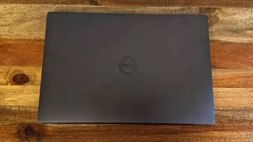 XPS 13 versus Macbook Air M4