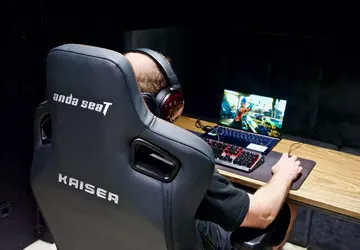 Spel troon: De Anda Seat Kaiser ...