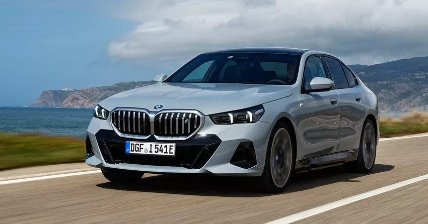 BMW ontslaat werknemers die sancties omzeilden door auto's aan Rusland te leveren