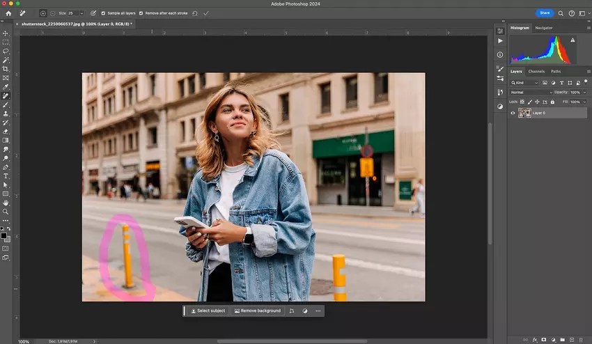 Photoshop kan reflecties in ramen verwijderen dankzij een nieuwe AI-tool