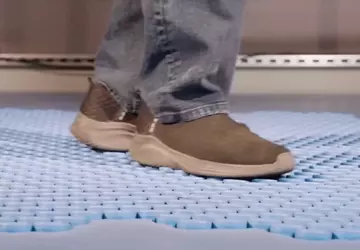 Disney HoloTile: 's werelds eerste omnidirectionele ...