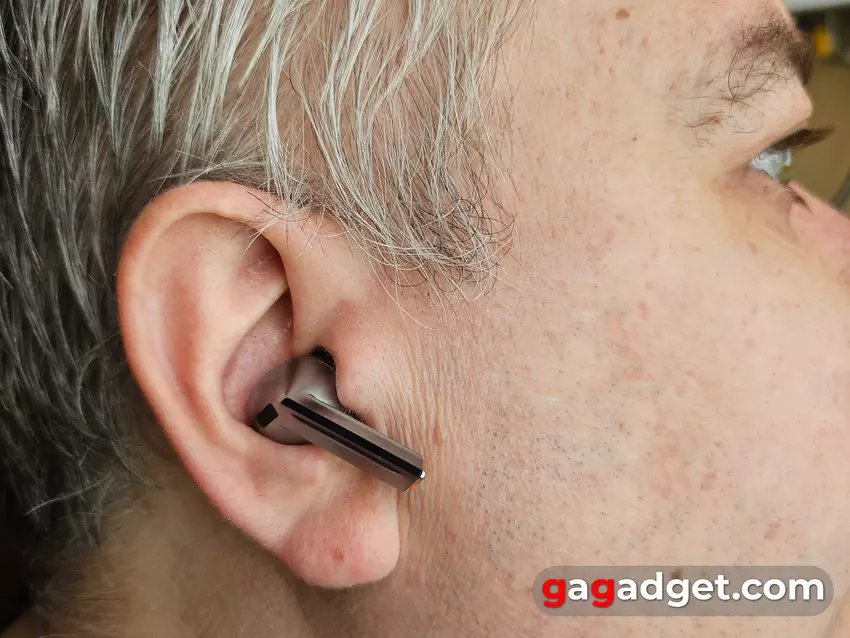 Samsung Galaxy Buds 3 Pro у вусі