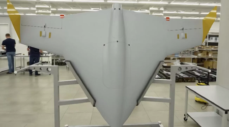Het Russische bedrijf ZALA heeft de Italmas kamikaze drone onthuld met een bereik van 200 kilometer, een verbeterde versie van de Lancet UAV.