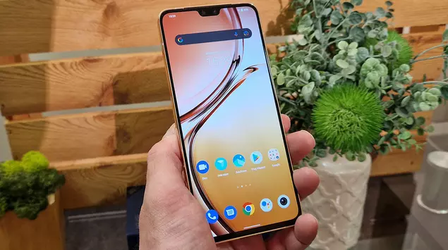 Vivo V23 5G review: 's werelds ...
