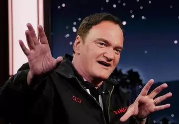 Scenarioschrijver Mark L. Smith heeft onthuld ...