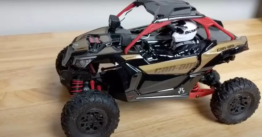 1:18 AXIAL JR. CAN-AM YETI MAVERICK X3 rc auto onder 200
