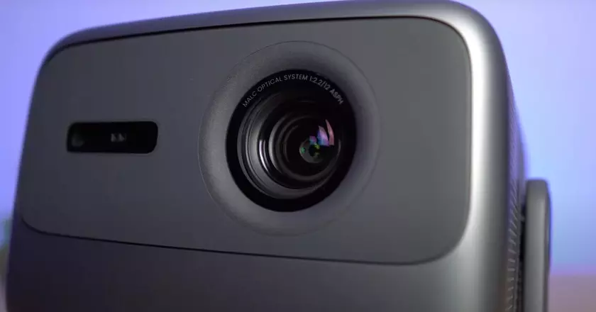 JMGO N1 Pro beste 1080p-laserprojector