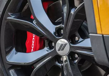 Stellantis heeft gepatenteerde banden waaraan eierschalen ...