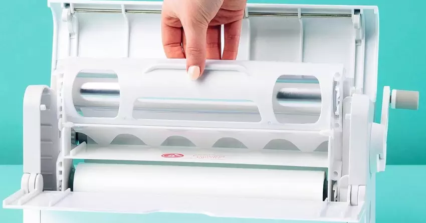 Xyron Creative stickermaker machine