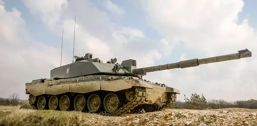 Britse Ministerie van Defensie toont Oekraïense militaire training op Challenger 2 en AS90 SAU (video)