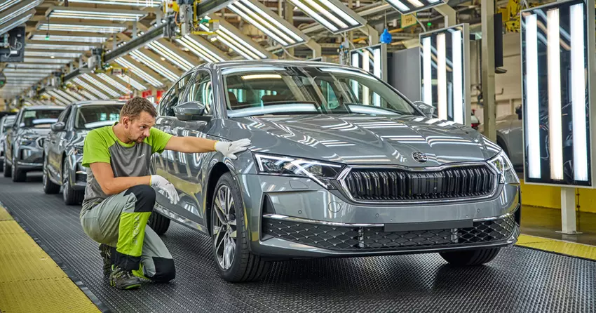 Tsjechische autoproductie stijgt naar recordaantal van 1,453 miljoen voertuigen in 2024