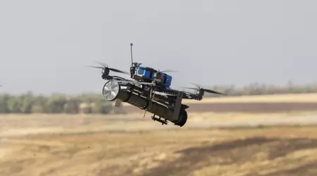 Oekraïense FPV-drone vernietigde voor het eerst een vijandelijke soldaat met een granaatwerpers