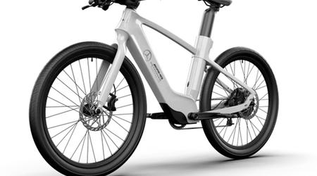 Mercedes brengt Mercedes-AMG F1 City Edition e-bike uit voor $4000: snelheid tot 45 km/u en slimme helm