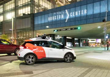 Cruise heeft een betaalde robotaxidienst gelanceerd ...