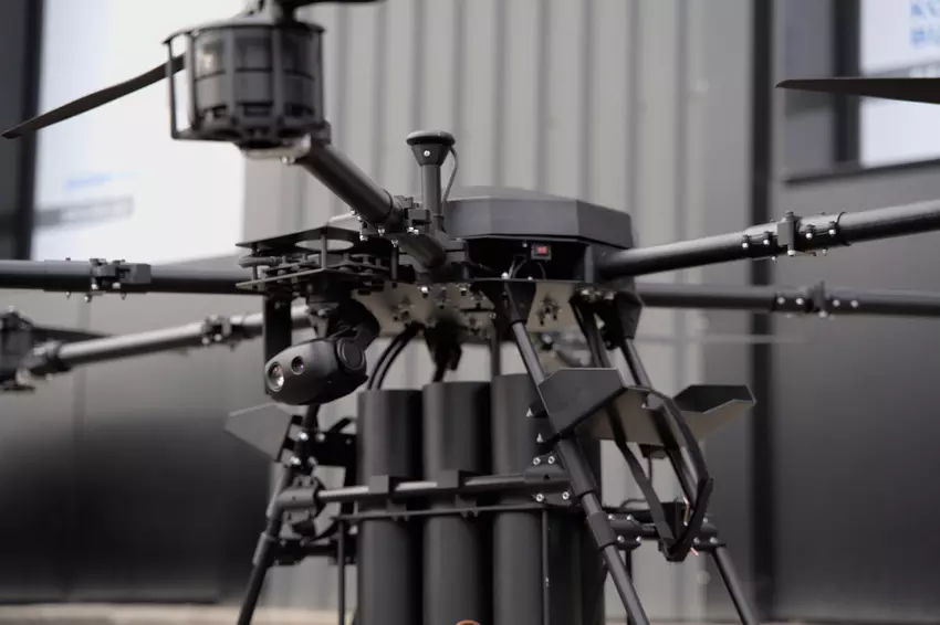 Oekraïense Vampire drone gebruikt voor humanitaire hulp aan bewoners van bezette linkeroever van Kherson (video)