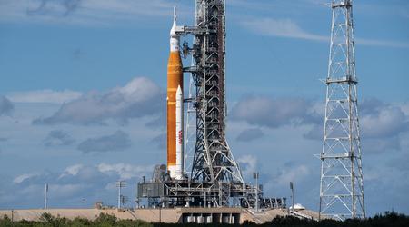 NASA heeft met succes een verbeterde RS-25 motor getest die zal worden gebruikt in SLS-raketten voor vluchten naar de maan.