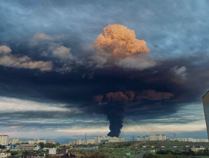 China's Mugin-5 Pro drones van 10.000 dollar kunnen Ruslands grootste oliedepot op de Krim aanvallen.