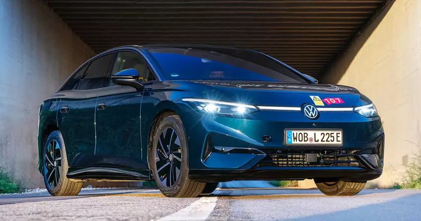 De VW ID.7 Pro S legde tijdens een efficiëntietest 941 km af op één acculading.