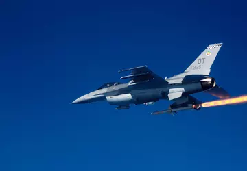 VS F-16 Fighting Falcon gevechtsvliegtuigen kunnen ...