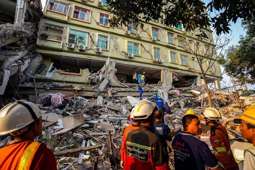 Sterke aardbeving in Myanmar