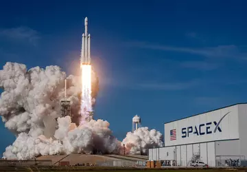 SpaceX maakt geen verlies meer op ...