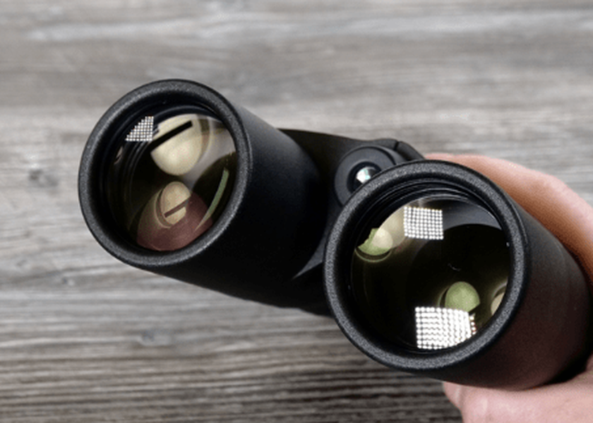 Leica Geovid 10x42 R verrekijker met bereikzoeker