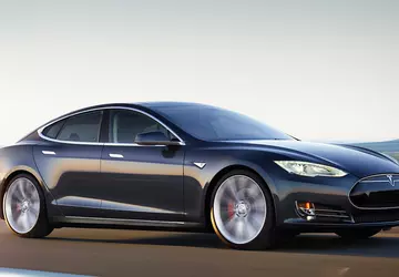 Tesla meldt dodelijk ongeval in Californië ...