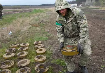 Meer dan 200 verloren mijnen gevonden ...