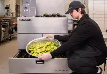 Chipotle gebruikt een robot om avocado's ...