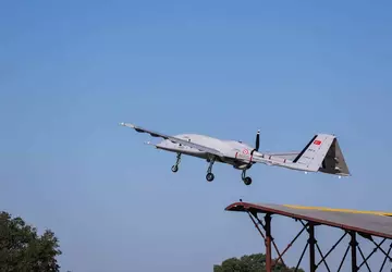 Bayraktar TB3 deck strike drone voor ...