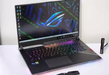 ASUS ROG Strix Scar 17 SE ...
