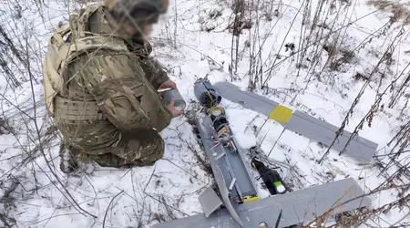 Met AI en bestand tegen elektronische oorlogsvoering: Rusland is begonnen met het inzetten van een onbekend type aanvalsdrones