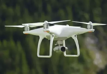 Groot-Brittannië wil 10.000 drones van verschillende ...