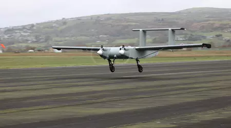 De AFU gebruikt de Britse ULTRA UAV met een laadvermogen tot 100 kg en de mogelijkheid om tot 1000 km te vliegen.