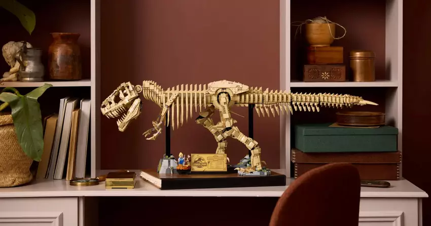 Haal uw portemonnee tevoorschijn: Lego onthult een set met een 90 cm T-Rex skelet uit Jurassic World