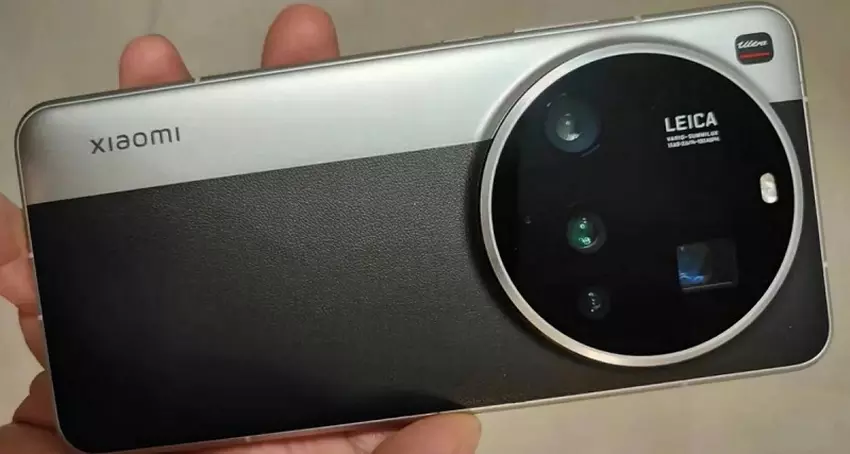 Foto van het achterpaneel van de Xiaomi 15 Ultra