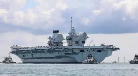 De 3,85 miljard dollar kostende HMS Prince of Wales is vertrokken naar de VS - het grootste vliegdekschip van Groot-Brittannië krijgt F-35B-gevechtsvliegtuigen, MV-22 cabrioletvliegtuigen en drones.