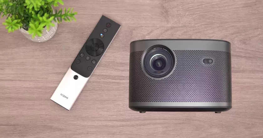 XGIMI Horizon Pro 4K beamer 2000 euro