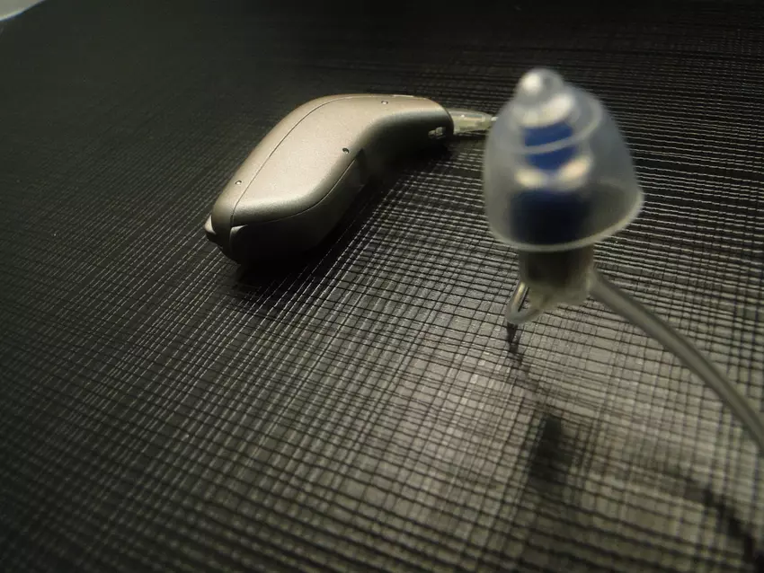 Hoe ziet de ontwikkeling van gehoorapparaten eruit?