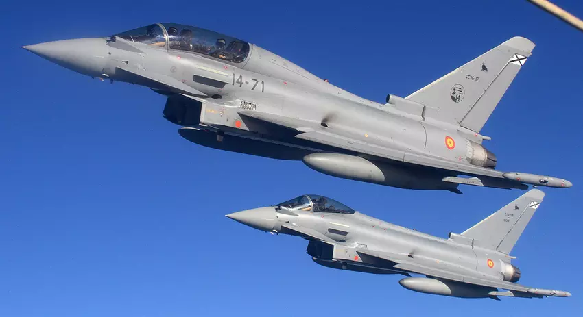 Spanje koopt 25 Eurofighter Typhoon gevechtsvliegtuigen ter waarde van $1,5 miljard om oudere F/A-18 Hornet straaljagers te vervangen