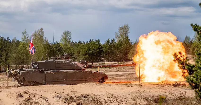 Challenger 2 tanks winnen IRON SPEAR wedstrijd - Leopard 2 en Abrams achtergelaten
