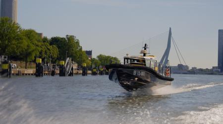 Haven van Rotterdam lanceerde elektrisch schip op hydrofoils