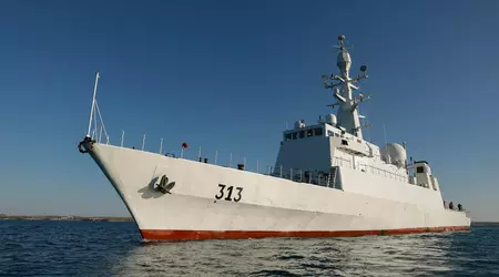 Iran onthult eerste inheemse verkenningsschip
