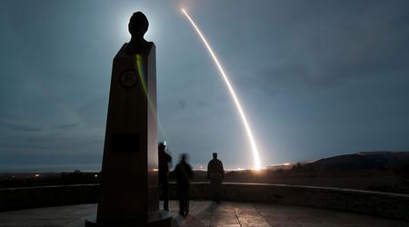 De VS zal volgende week een Minuteman III intercontinentale ballistische raket lanceren nadat Russische troepen hebben getraind met SS-N-23 Skiff en SS-27 Mod 2 raketten.